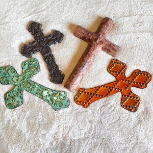 Decorative cross bundle of 4